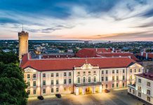 Рийгикогу, парламент Эстонии, Тоомпеа