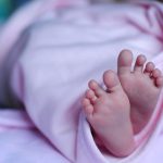 Новорожденный ребенок, ножки, ноги