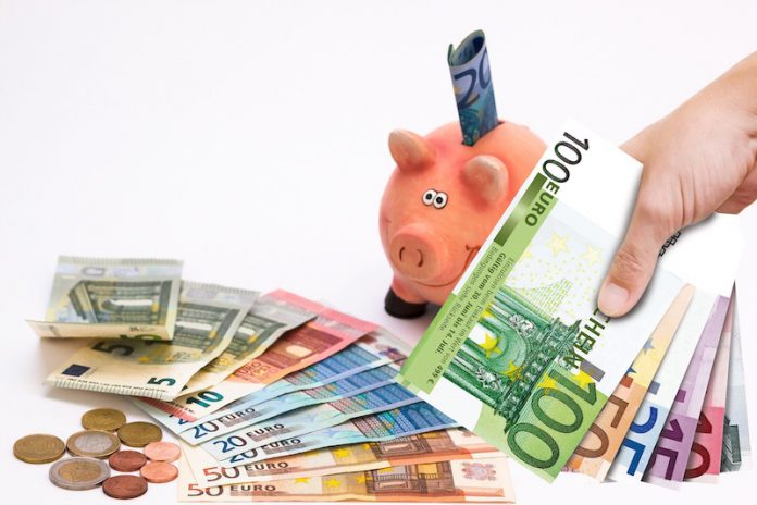 копилка, сбережения, деньги, евро
