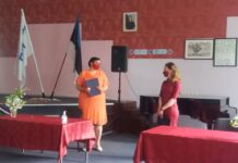 Эстонская школа переходит под управление государства