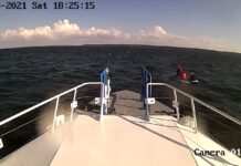 Стоп-кадр видео спасения на море