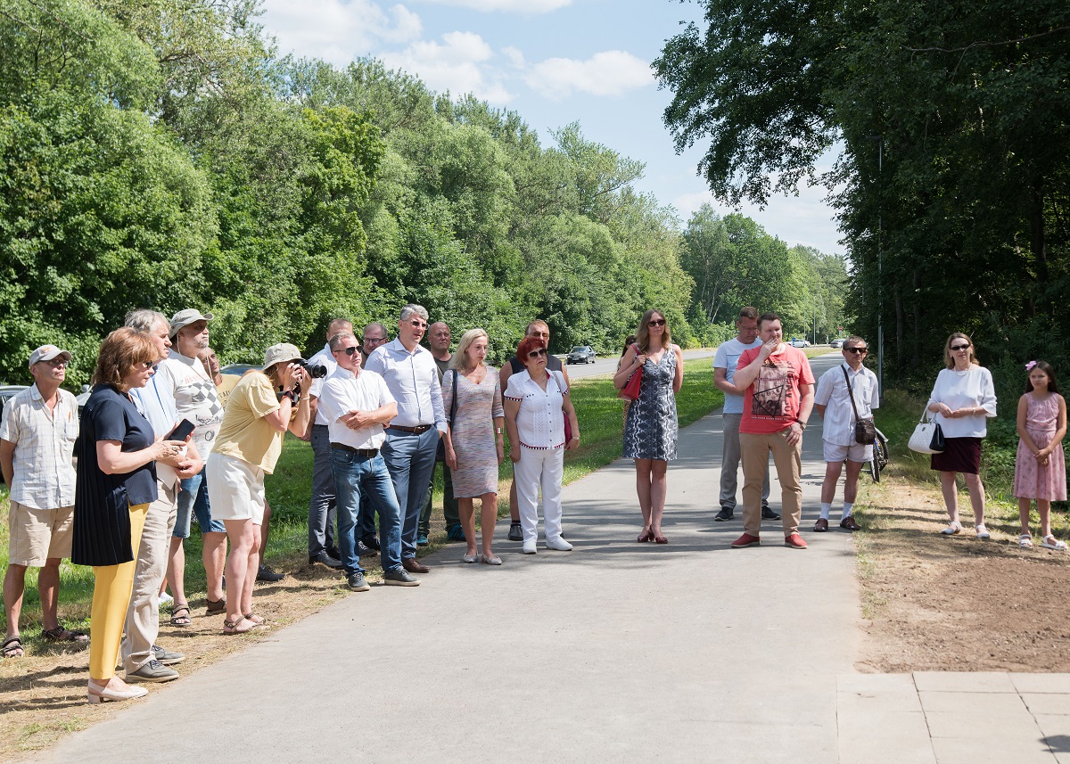 Памятник Марку Шагалу в Нарве