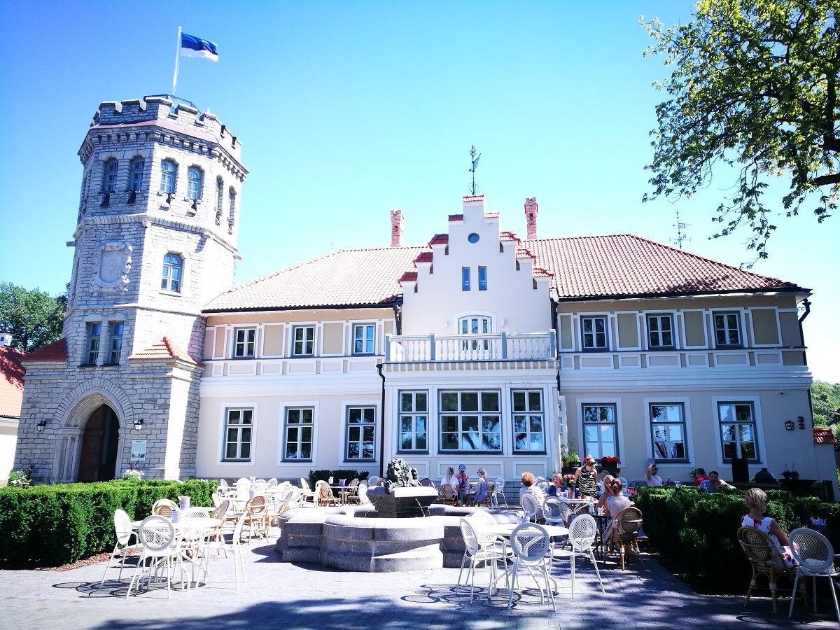 Замок Маарьямяэ в Таллинне