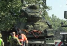 демонтаж памятника Танк Т-34