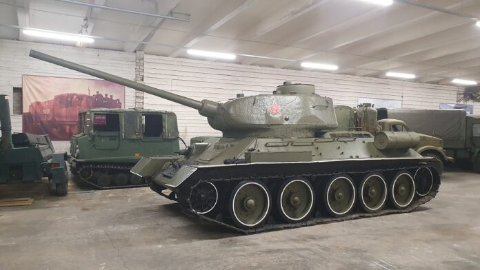 Нарвский танк T-34
