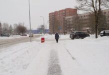 зима, лёд, Нарва, пешеход, тротуар