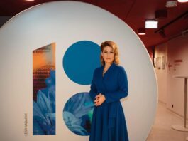 Софья Хомякова приступила к работе в муниципальном целевом учреждении «Narva Linna Arendus», конкурс на место директора ДК «Ругодив» планируется объявить в ближайшее время. Софья Хомякова