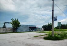 Конечная автобусная остановка Отделочная фабрика