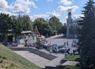 очередь на границе