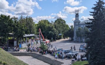 очередь на границе
