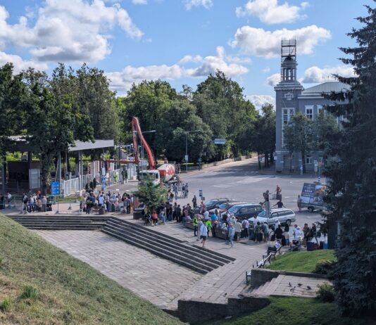 очередь на границе