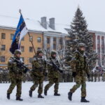 Празднование 106-й годовщины перемирия в Освободительной войне состоится в Нарве на Петровской площади Парад в Нарве
