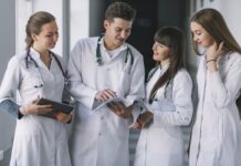 медики врачи