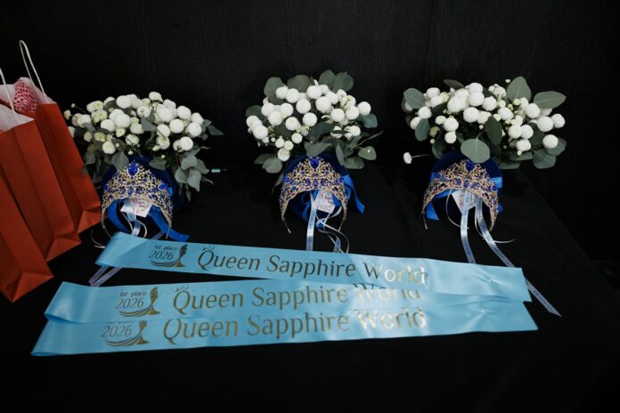 Queen Sapphire World