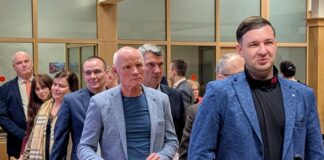 Олег Еселюнас горсобрание