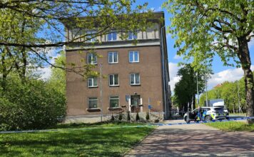 Размахивавшим гранатой нарвитянином занимается КаПо происшествие с гранатой в Нарве