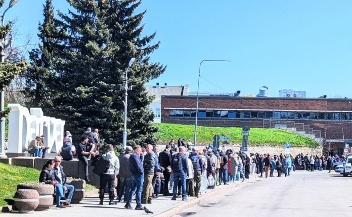 погранпункт очередь погранпункт очередь
