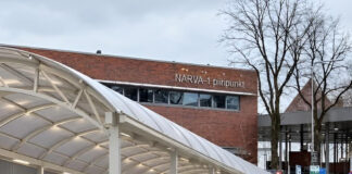 Навес для людей в очереди на погранпункт